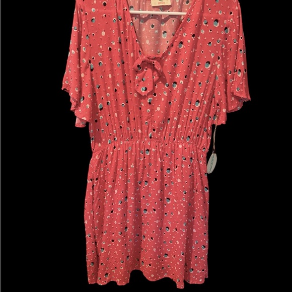 Hummingbird Dresses & Skirts - O48 Hummingbird Coral Mini Dress with Abstract Dots
